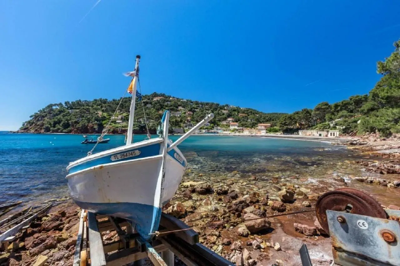 Appartement Studio à 2 mn à pieds de la plage à La Seyne-sur-Mer